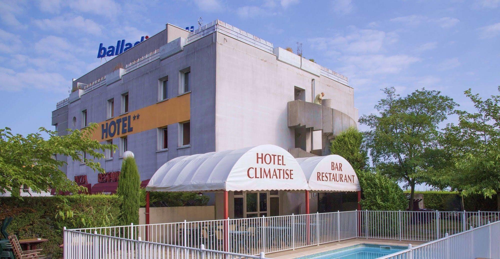 Hotel Restaurant Kyriad Direct Dijon Nord - Zenith - Toison D'Or Exteriér fotografie